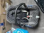 Maxi cosi met verkleiner en voetenzak, Ophalen, Autogordel, Zo goed als nieuw, 0 t/m 13 kg