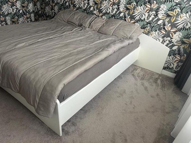 Bedombouw + Elektrisch Verstelbare M-Line Bedbodems, Huis en Inrichting, Slaapkamer | Bedden, Gebruikt, Tweepersoons, Overige maten