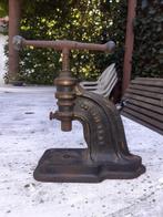 Antieke werkplaatspers Brevete., Antiek en Kunst, Antiek | Gereedschap en Instrumenten, Ophalen of Verzenden