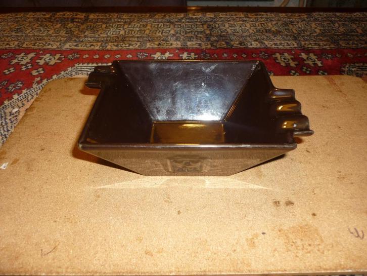 Deze vintage geemailleerde asbak van Etna Breda mooie staat, Verzamelen, Rookartikelen, Aanstekers en Luciferdoosjes, Zo goed als nieuw