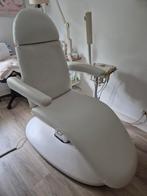 Behandelstoel volledig elektrisch en salon inrichting, Sport en Fitness, Massageproducten, Ophalen, Gebruikt, Massagetafel