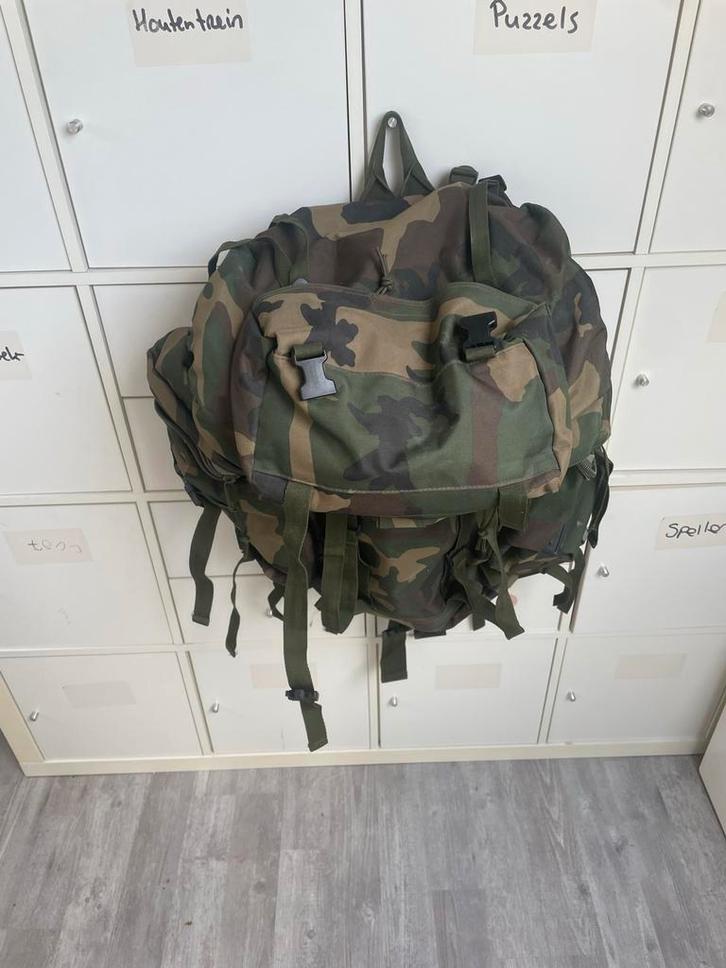 Leger Rugzak Camouflage - Outdoor/Wandelen, Kleding | Heren, Sportkleding, Zo goed als nieuw, Wandelen of Outdoor, Overige maten
