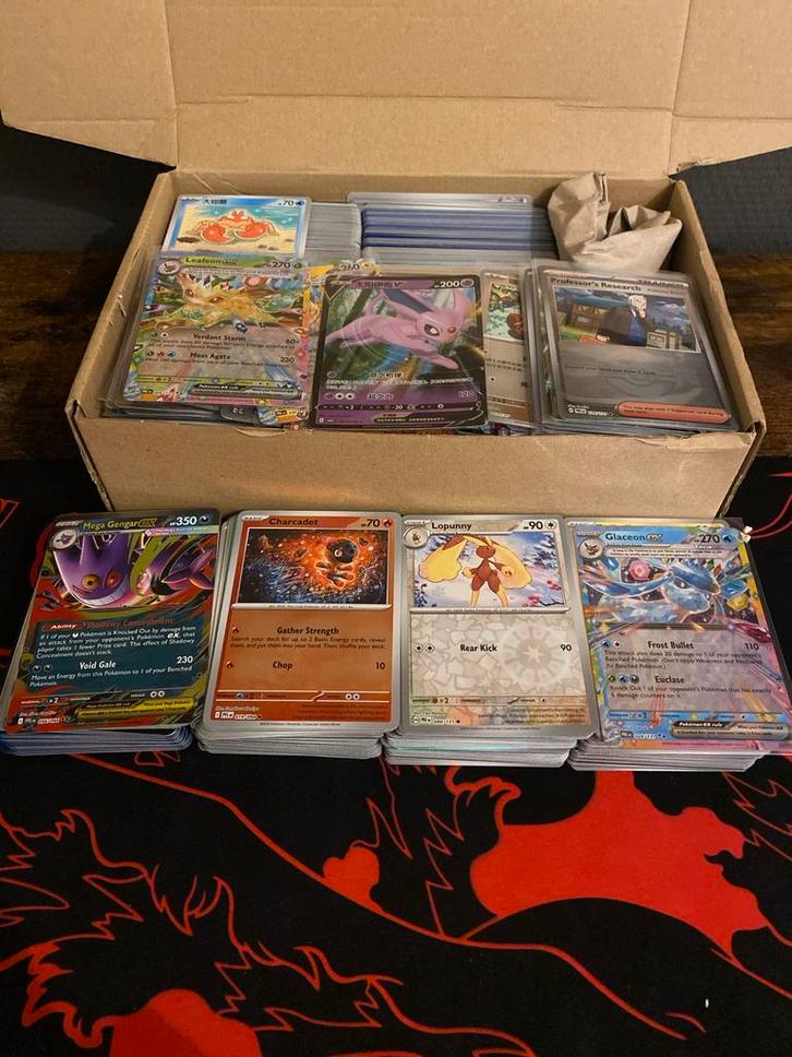 Pokémon Kaarten Bulk - 2200 Stuks - Engels, Japans & Chinees, Verzamelen, Speelgoed, Nieuw, Ophalen