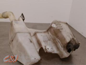 Ruitensproeiertank voor van een Volkswagen Transporter beschikbaar voor biedingen