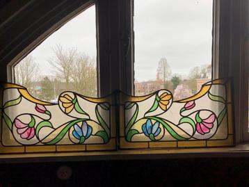Art nouveau glas in lood / antieke raamhor beschikbaar voor biedingen