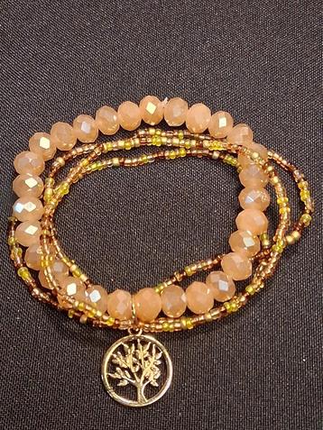 set armbandjes goudkleur bruine kraaltjes life tree open beschikbaar voor biedingen