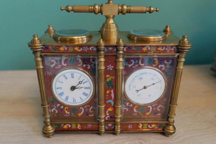 Fraaie cloisonne reisklok, Antiek en Kunst, Antiek | Klokken, Ophalen of Verzenden