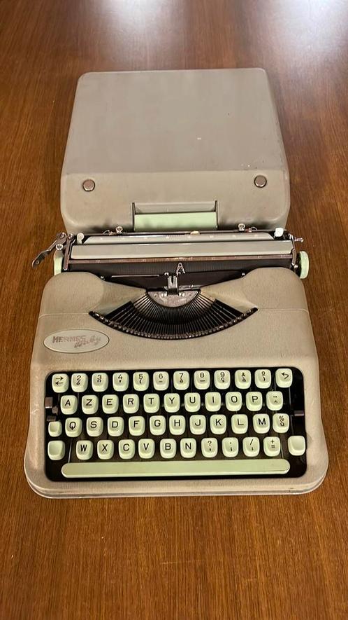 Hermes - Baby typemachine vintage., Diversen, Typemachines, Zo goed als nieuw, Ophalen of Verzenden