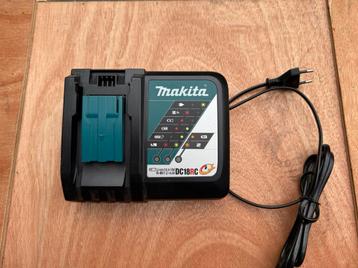 Makita snellader LXT DC18RC S beschikbaar voor biedingen