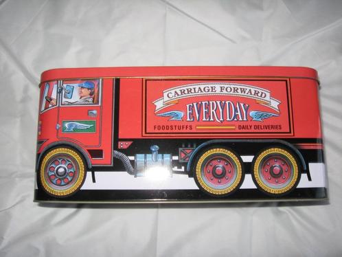Blikken Bussen passen in elkaar  1e bus is 35 cm lang 16 cm, Hobby en Vrije tijd, Modelauto's | 1:18, Nieuw, Auto, Overige merken