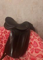 Mooi Tekna zadel 17,5 inch, Ophalen, Gebruikt, Dressuur