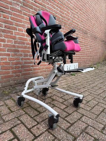 Opvouwbare Rolstoel voor kinderen beschikbaar voor biedingen