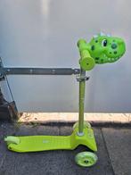 In nieuwstaat Dino step met lichtjes in de wielen, 3 wielen, Fietsen en Brommers, Steps, Ophalen, Zo goed als nieuw, Gewone step
