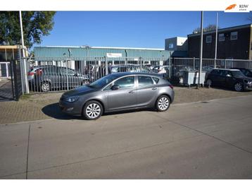 Opel Astra 1.6 Turbo Cosmo beschikbaar voor biedingen
