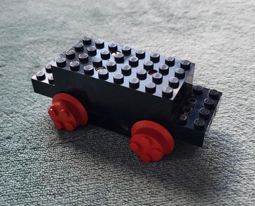 Lego trein 4,5 Volt locomotief motor met ribbel wielen Rood., Kinderen en Baby's, Speelgoed | Duplo en Lego, Gebruikt, Lego, Complete set