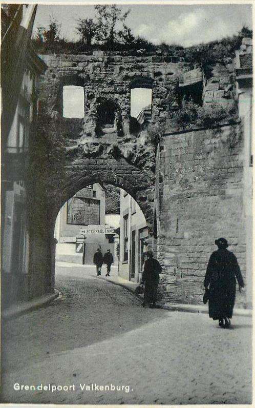 (701-169-001) Valkenburg Grendelpoort, Verzamelen, Ansichtkaarten | Nederland, Limburg, Verzenden
