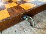 Oud handgemaakt dambord/schaakbord, Hobby en Vrije tijd, Gezelschapsspellen | Bordspellen, Gebruikt, Ophalen of Verzenden