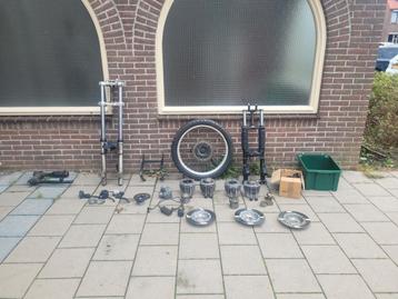 Bmw r80 r100 r90 r75 r65 r45 onderdelen  beschikbaar voor biedingen