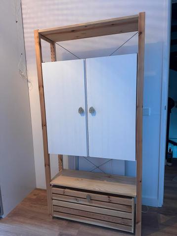 Een mooie Ivar ikea kast - afbeelding 1