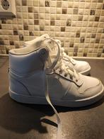Hoge witte Nike schoenen maat 37,5, Nike, Ophalen of Verzenden, Gedragen, Wit