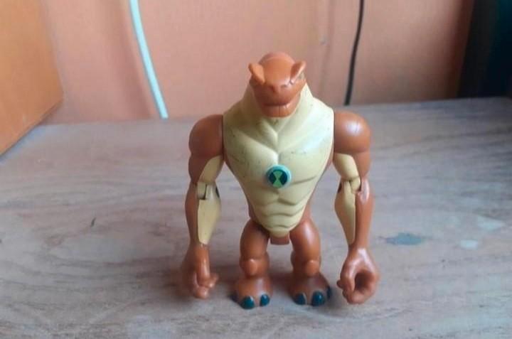 Ben 10 humungousaur figuur, Verzamelen, Speelgoed, Gebruikt, Ophalen of Verzenden
