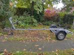 Te koop degelijke botentrailer met lier max 750 kg, Hobby en Vrije tijd, Overige Hobby en Vrije tijd, Ophalen, Gebruikt