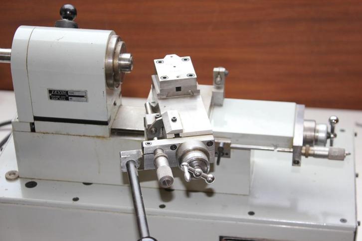 levin draaibank , kegeldraaibank en Derbyshire lathe, Doe-het-zelf en Verbouw, Draaibanken, Gebruikt, Metaaldraaibank, Minder dan 500 mm