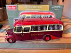 Bedford OB schaalmodel 1:24, Ophalen of Verzenden, Zo goed als nieuw, Bus of Vrachtwagen, Maisto