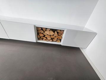 IKEA Besta wandmeubel (2+1) met glasplaat beschikbaar voor biedingen