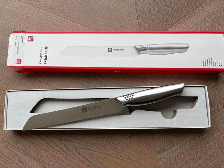 Zwilling Broodmes - Topkwaliteit!, Huis en Inrichting, Keuken | Bestek, Nieuw, Los bestek, Rvs of Chroom, Vaatwasserbestendig