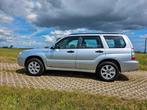 Subaru Forester 2.0 116KW AWD 2005 Grijs met maar 128.886 km, 1994 cc, Stof, 4 cilinders, Metallic lak