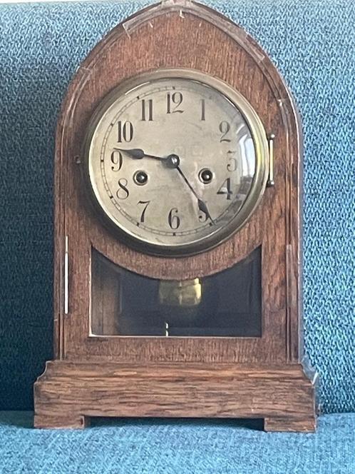 Antieke Duitse staande tafelklok (eerste ingebruikname 1930), Antiek en Kunst, Antiek | Klokken, Ophalen