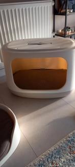 Honden bench, Ophalen, Zo goed als nieuw, Polyester