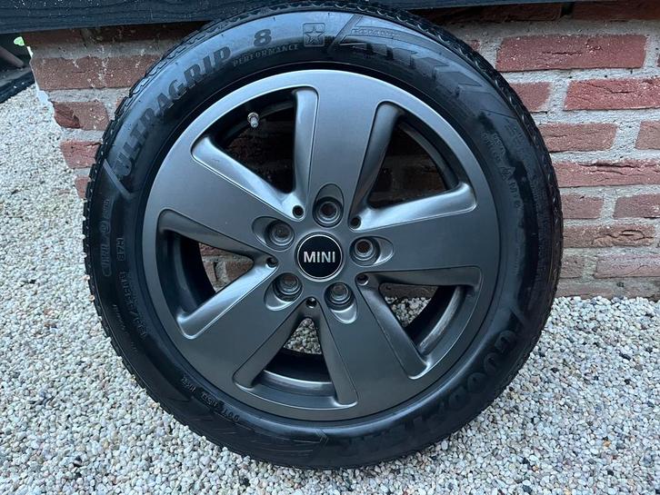 Mini Cooper winterset 16 inch, Auto-onderdelen, Banden en Velgen, Banden en Velgen, Winterbanden, 16 inch, 195 mm, Ophalen