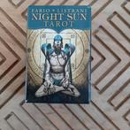 Night Sun Tarot (Mini) - Fabio Listrani, Boeken, Esoterie en Spiritualiteit, Ophalen of Verzenden, Zo goed als nieuw