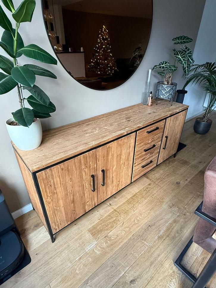 Pronto Romaro dressoir – nette staat – incl. bon, Huis en Inrichting, Kasten | Dressoirs, Zo goed als nieuw, 150 tot 200 cm, 25 tot 50 cm