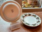 Drie Wedgwood Napoleon Ivy diepe borden, Antiek en Kunst, Ophalen of Verzenden