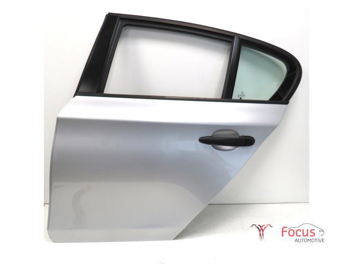 Portier 4Deurs links-achter van een BMW 1-Serie (354-7), Auto-onderdelen, Carrosserie en Plaatwerk, Deur, BMW, Gebruikt, 6 maanden garantie