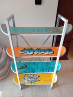 Skateboard planken kast, 100 tot 150 cm, 50 tot 100 cm, Zo goed als nieuw, 25 tot 50 cm