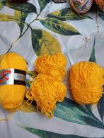 3 bollen wol, geel, Hobby en Vrije tijd, Breien en Haken, Ophalen of Verzenden, Zo goed als nieuw, Breien of Haken, Wol of Garen