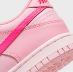 nike dunks low zwarte roze grijze, Verzenden, Zo goed als nieuw, Grijs, Fitness of Aerobics