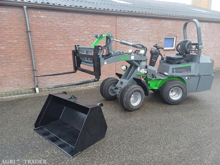 Minishovel WCM -L1812 Kubota diesel, Zakelijke goederen, Machines en Bouw | Kranen en Graafmachines