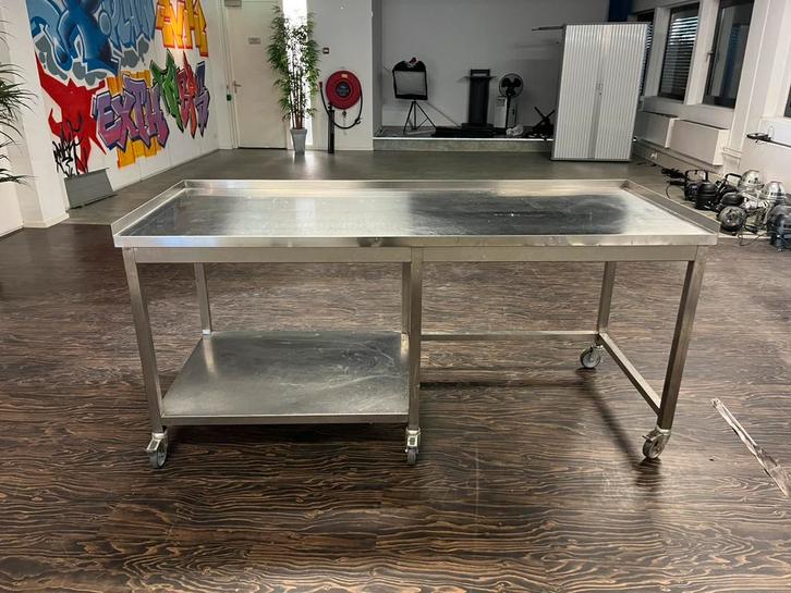 Rvs werk bank werktafel 2 meter verrijdbaar opstaande rand,, Doe-het-zelf en Verbouw, Werkbanken, Zo goed als nieuw, 170 cm of meer