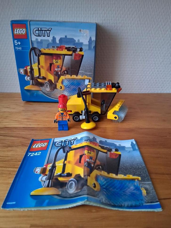 Lego city veegwagen complete set met boekje en doosje, Kinderen en Baby's, Speelgoed | Duplo en Lego, Zo goed als nieuw, Ophalen of Verzenden