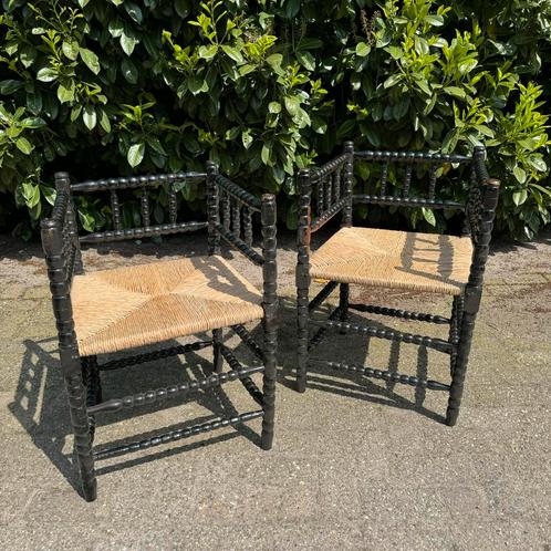 2 Antieke Bobbin Stoelen met Touw, Engels Landhuis Chique, Antiek en Kunst, Antiek | Meubels | Stoelen en Banken, Ophalen