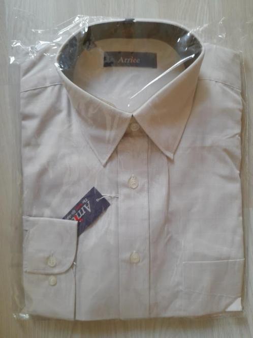 Overhemd lange mouwen NIEUW maat 42 Arrivee, Kleding | Heren, Overhemden, Nieuw, Halswijdte 41/42 (L), Wit, Ophalen of Verzenden