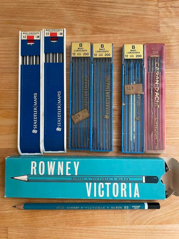 Vul- Potloden Staedtler Mars - Caran D’ache- Rowney Victoria, Hobby en Vrije tijd, Tekenen, Nieuw, Potlood of Stift, Ophalen of Verzenden