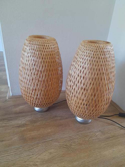 Ikea tafellamp Boja bamboe 2x, Huis en Inrichting, Lampen | Tafellampen, Zo goed als nieuw, Minder dan 50 cm, Overige materialen