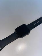 Apple Watch SE 2021 - 40mm - Spacegrijs, Sieraden, Tassen en Uiterlijk, Smartwatches, Verzenden, Zo goed als nieuw, Zwart, IOS