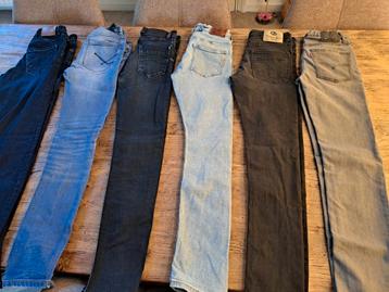 6 spijkerbroeken maat 164 van oa Petrol Name It en Levi's beschikbaar voor biedingen